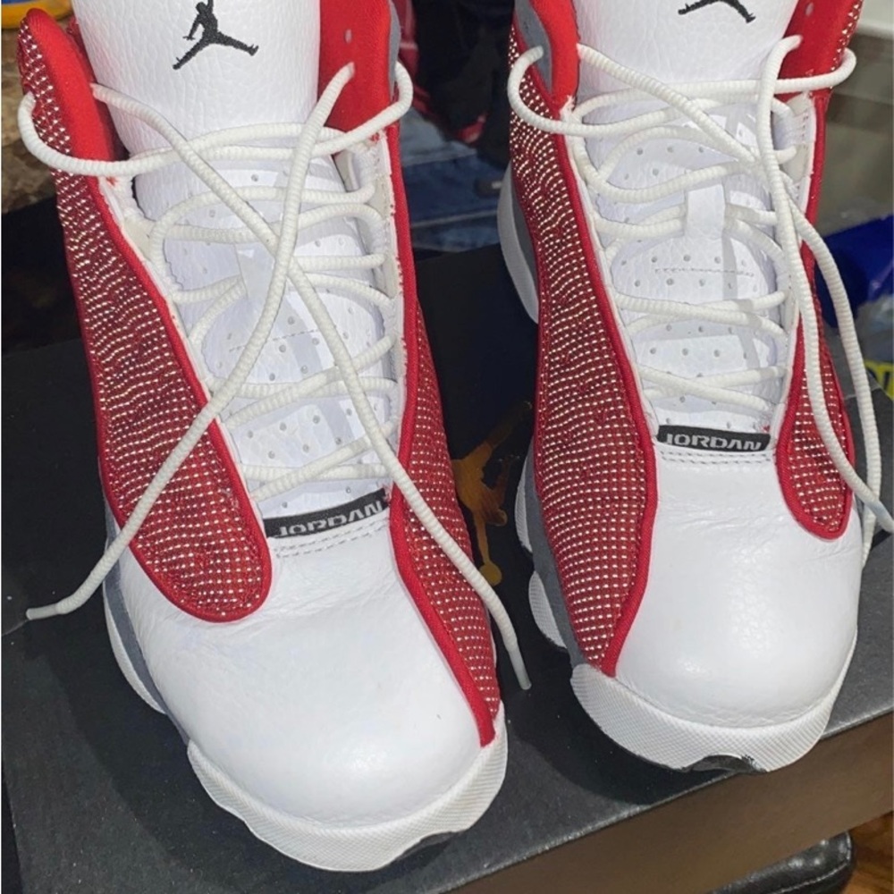 Jordan 13 gym reds